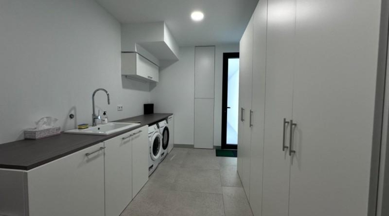Аликанте - Финестрат - 1200m2