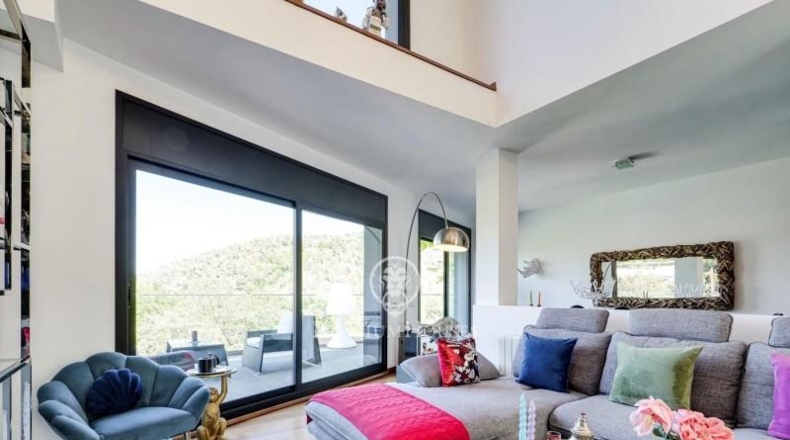 Barcelona - Sant Cugat del Vallès - 1000m2