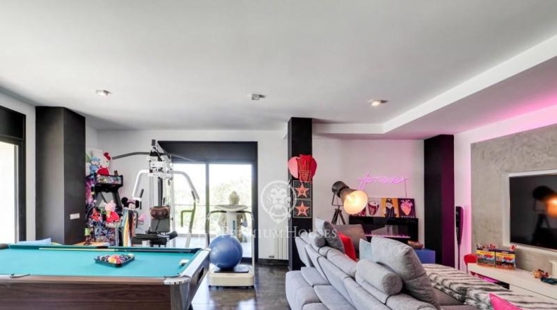 Barcelona - Sant Cugat del Vallès - 1000m2