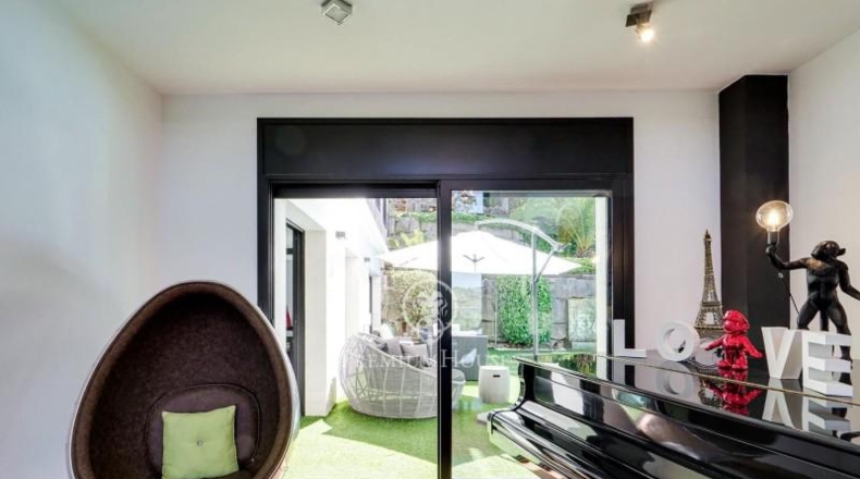 Barcelona - Sant Cugat del Vallès - 1000m2