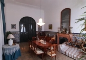 Загородный дом с участком на продажу в городе Vilafranca del Penedès Фото