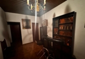 Загородный дом с участком на продажу в городе Vilafranca del Penedès Фото