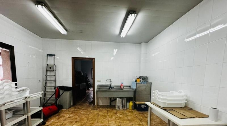 Barcelona - Vilafranca del Penedès - 3700m2