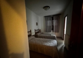 Chalet independiente con terreno en venta en la España, Vilafranca del Penedès, ref: TR160443 foto