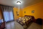 Chalet independiente con terreno en venta en la España, Vilafranca del Penedès, ref: TR160443 foto