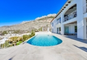 Xalet independent amb terreny en venda a la España, Altea, ref.: TR289700 foto