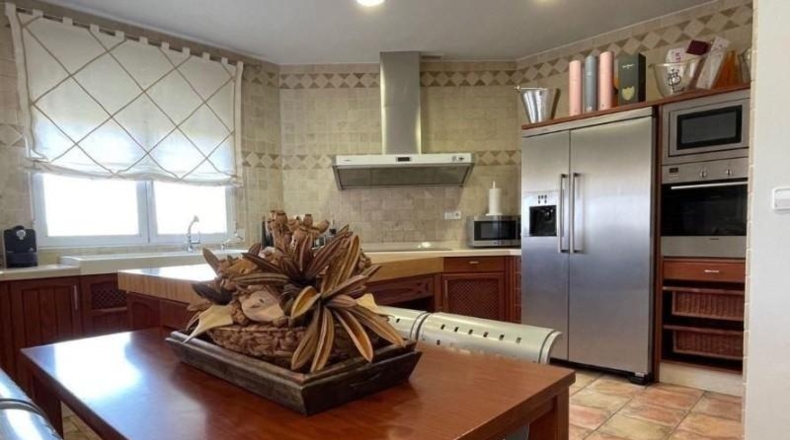 Мурсия - Molina de Segura - 1550m2