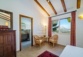 Chalet independiente con terreno en venta en la España, Jávea, ref: TR241595 foto