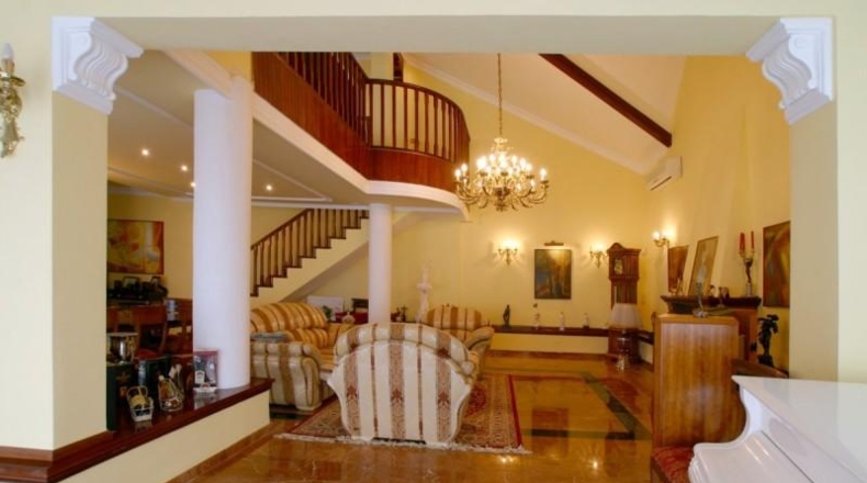 Málaga - Málaga - 3000m2