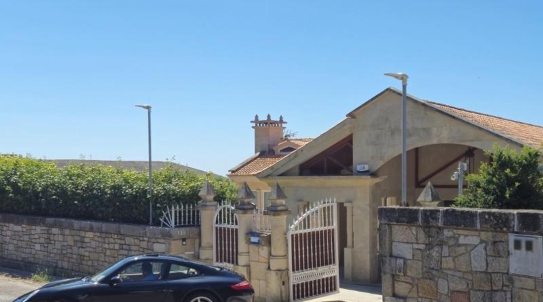 Pontevedra - Vigo - 2000m2