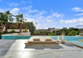 Chalet independiente con terreno en venta en la España, Orihuela, ref: TR357878 foto