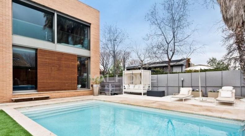 Барселона - Sant Cugat del Vallès - 569m2