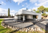 Chalet independiente con terreno en venta en la España, Boadilla del Monte, ref: TR371171 foto