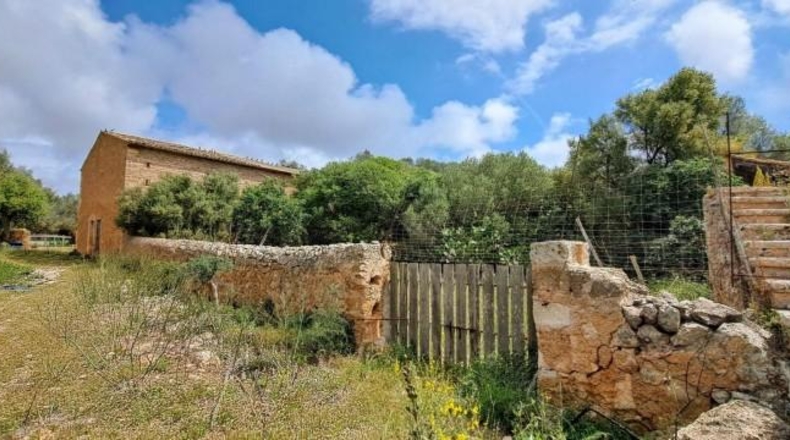 Balearic Islands - San Lorenzo del Cardessar - 200000m2