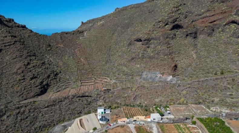 Santa Creu de Tenerife - Santiago del Teide - 48000m2