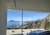 Отдельно стоящий дом с участком на продажу в городе Calpe Фото