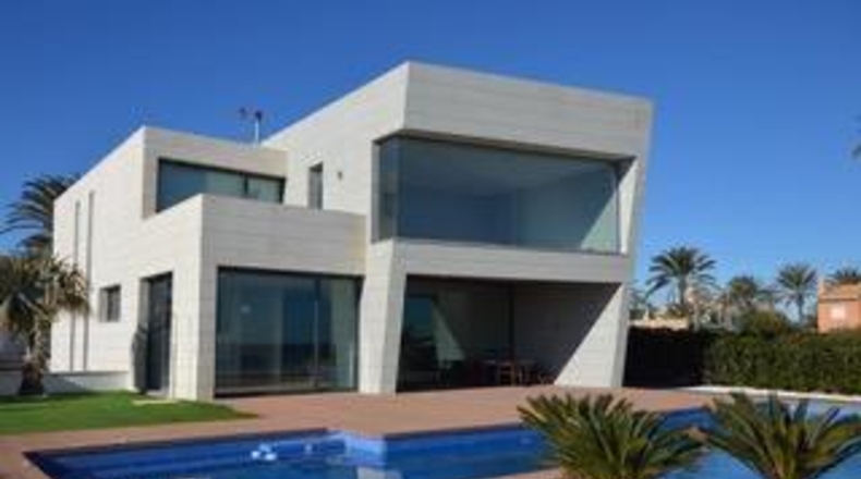 Alicante - Torrevieja - 1339m2