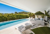 Xalet independent amb terreny en venda a la España, Marbella, ref.: TR143361 foto