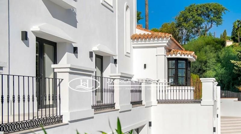 Málaga - Estepona - 2275m2