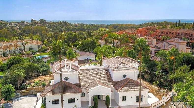 Málaga - Estepona - 2275m2