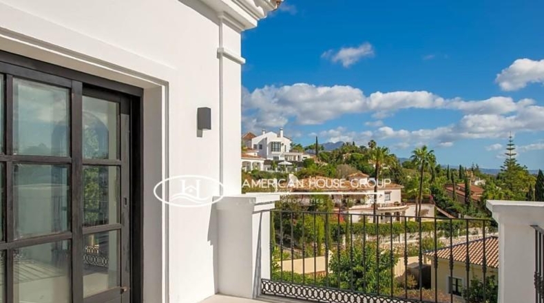 Málaga - Estepona - 2275m2