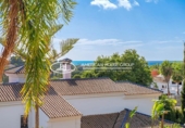 Xalet independent amb terreny en venda a la España, Estepona, ref.: TR152730 foto