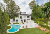 Xalet independent amb terreny en venda a la España, Marbella, ref.: TR165427 foto
