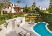 Xalet independent amb terreny en venda a la España, Marbella, ref.: TR165427 foto