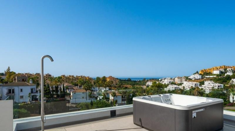 Málaga - Estepona - 1097m2