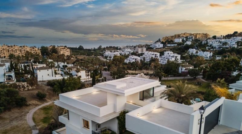Málaga - Estepona - 1097m2