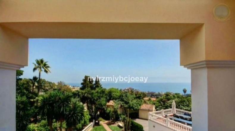 Малага - Benalmádena - 2780m2
