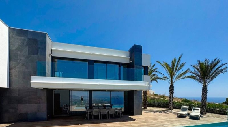 Аликанте - Benitachell - 940m2