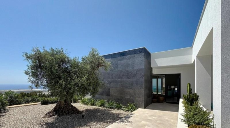 Аликанте - Benitachell - 940m2