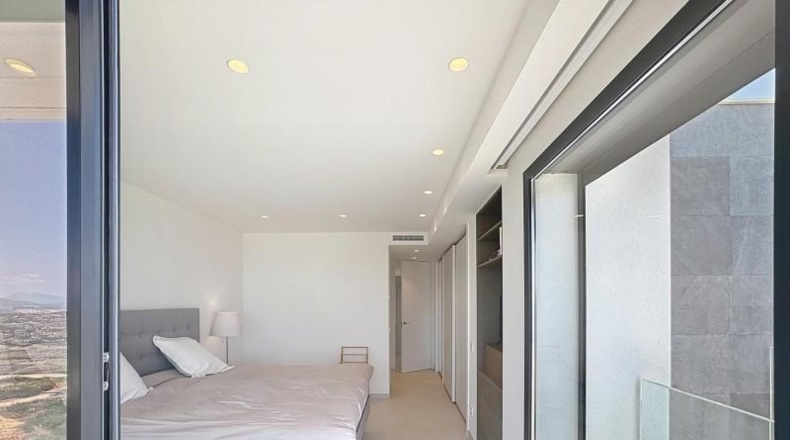 Аликанте - Benitachell - 940m2