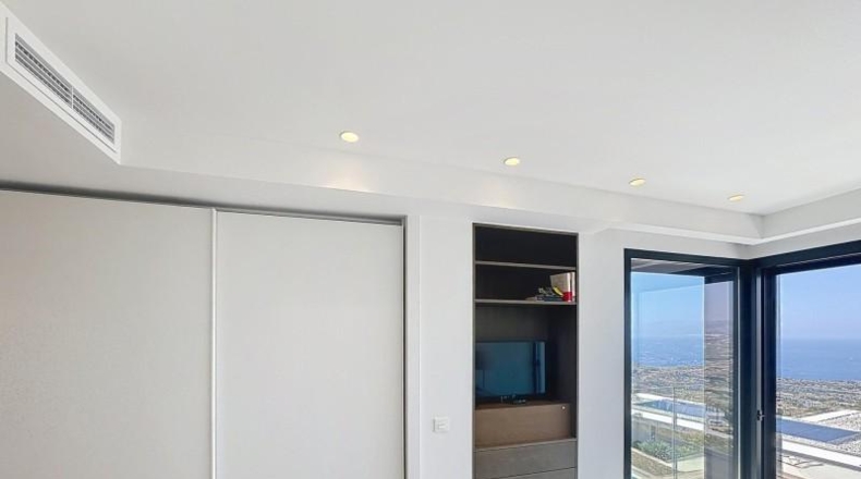 Аликанте - Benitachell - 940m2