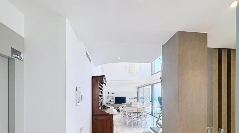 Аликанте - Benitachell - 940m2
