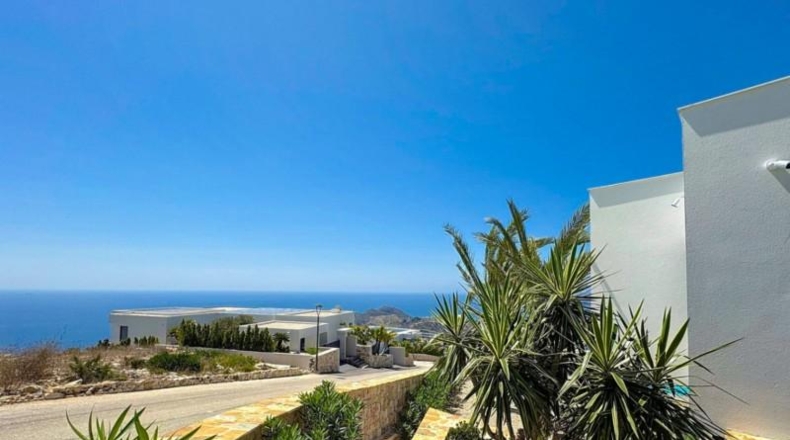Аликанте - Benitachell - 940m2