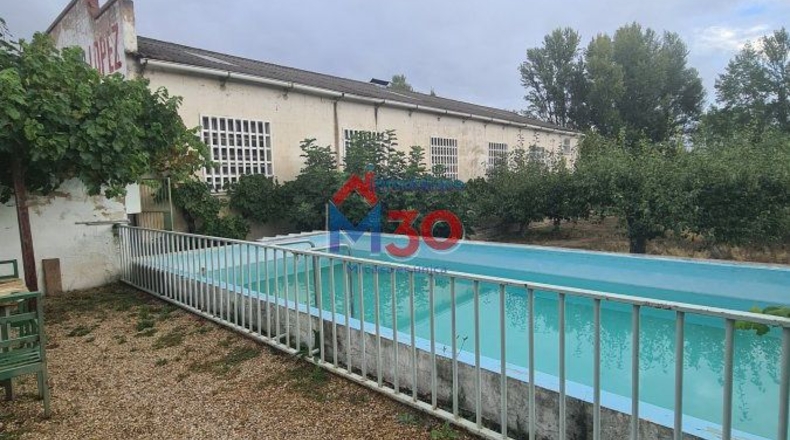 Burgos - Miranda de Ebro - 2000m2