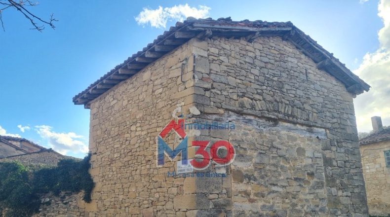Álava - Manzanos - 384m2