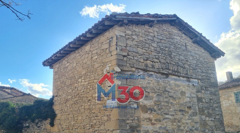 Álava - Manzanos - 384m2