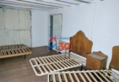 Дом с участком на продажу в городе Zambrana. Фото