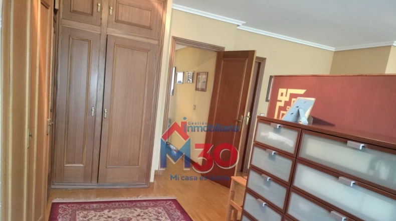 Burgos - Миранда-де-Эбро - 255m2