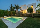 Xalet independent amb terreny en venda a la España, Marbella, ref.: TR150133 foto