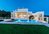 Xalet independent amb terreny en venda a la España, Marbella, ref.: TR191774 foto