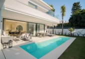 Xalet independent amb terreny en venda a la España, Marbella, ref.: TR318151 foto