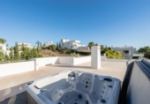 Xalet independent amb terreny en venda a la España, Marbella, ref.: TR152618 foto