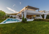 Xalet independent amb terreny en venda a la España, Marbella, ref.: TR261412 foto
