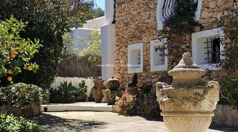 Balearic Islands - San José - 4000m2