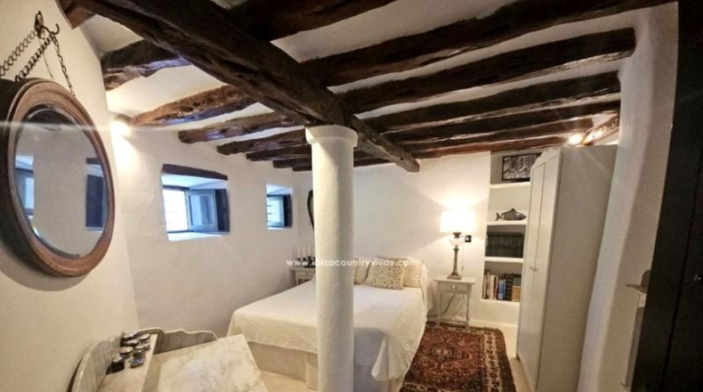 Balearic Islands - San José - 4000m2