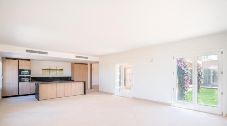 Islas Baleares - Campos - 31000m2
